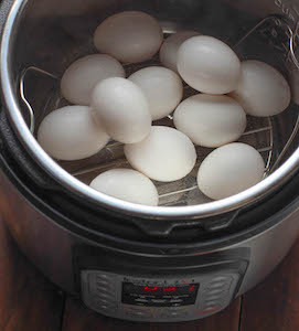 boiled eggs in instant pot duo